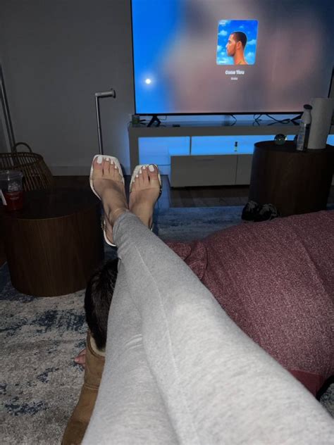 xgroovy feet